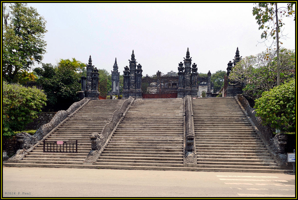 Khai Dinh_Mausoleum von au�en