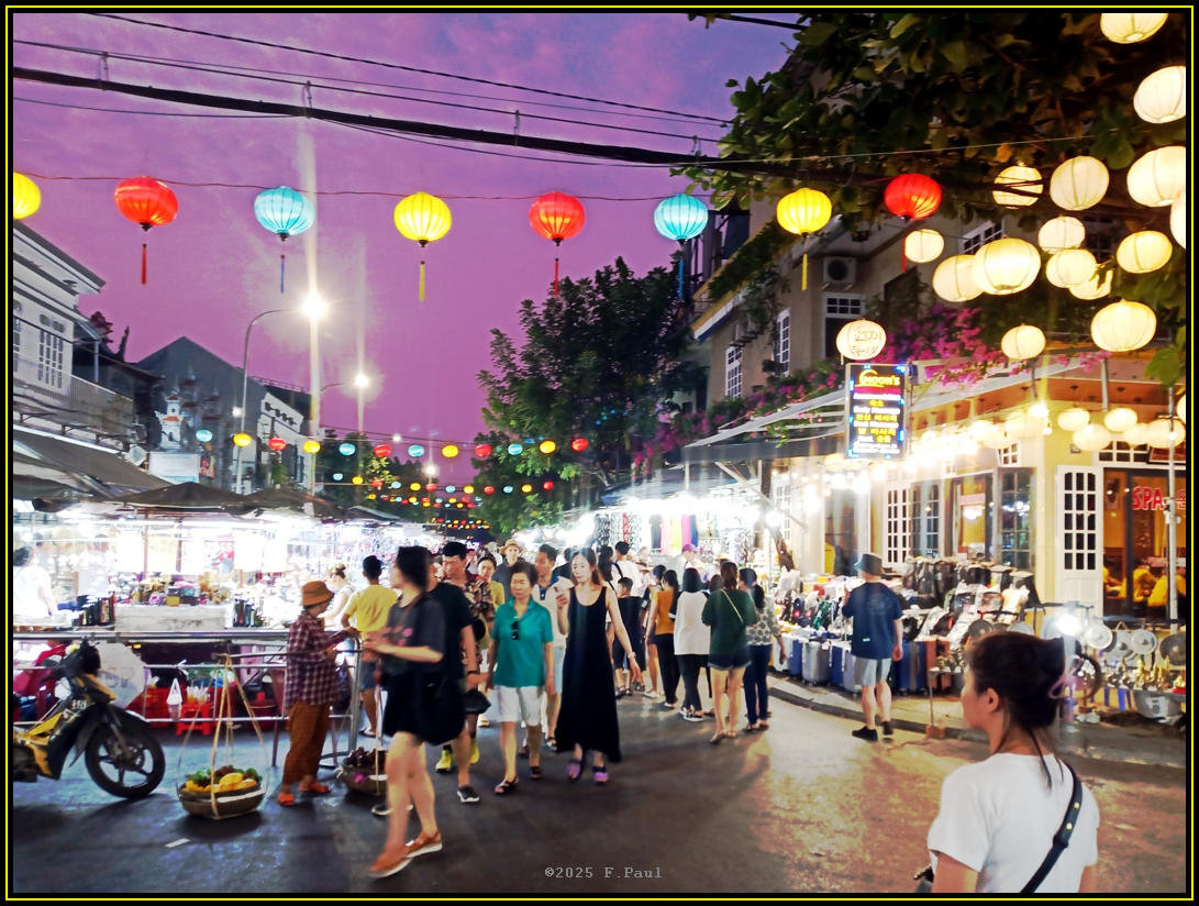 Hoi An Night Market